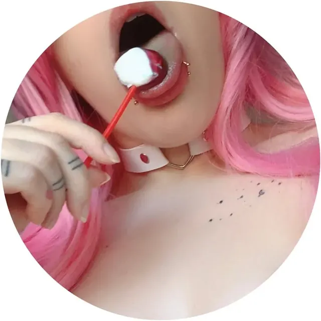 Bibisixx OnlyFans alternative model