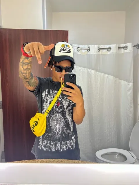 Bigmarvjr OnlyFans tattooed alternative creator