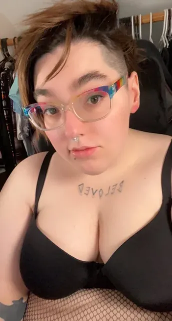 Bigwifie OnlyFans creator with big ass