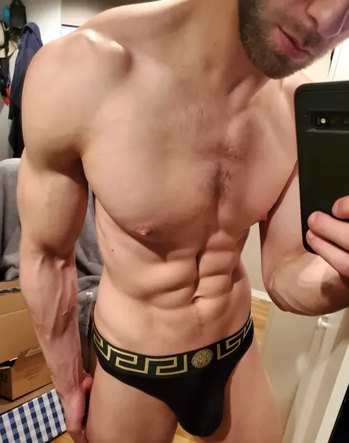 Bl0nde Bro OnlyFans Creator with a dominant vibe