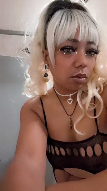 Angel OnlyFans creator with tattoos