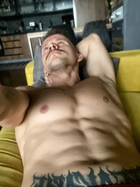 Fit Lover with big OnlyFans fitness creator