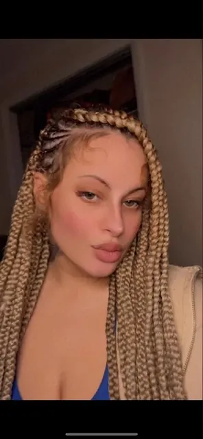 Bonitamyb OnlyFans Creator with exclusive content