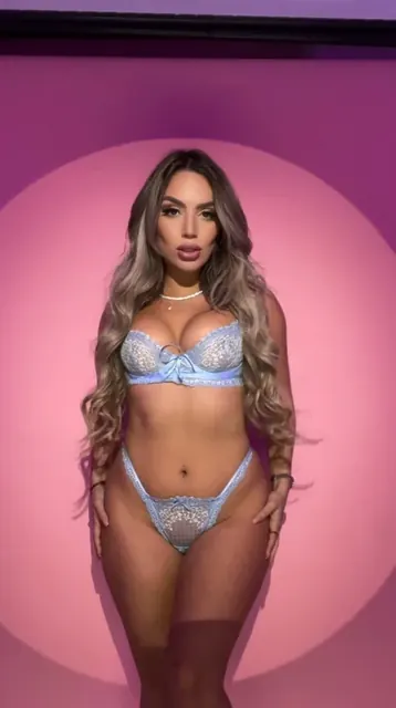 Bootyqueenbae OnlyFans creator with exclusive content