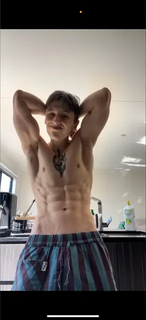 Brad Cockpitt OnlyFans creator with exclusive content
