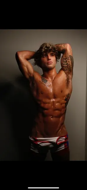 Braxtonvipx OnlyFans creator with exclusive content