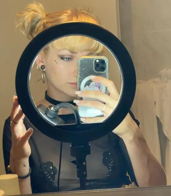 Breezella OnlyFans Creator with thrilling adventures