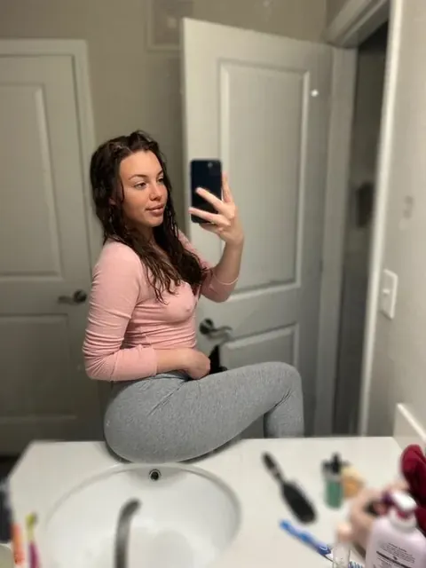 Brifreex OnlyFans Curvy Creator