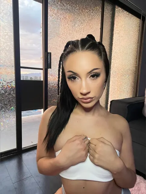 Brincessjaz OnlyFans AVN Award Winner