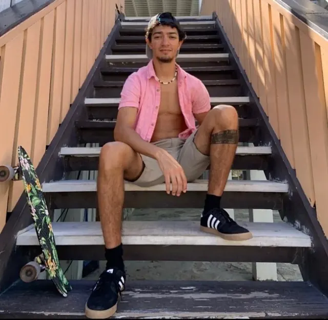 Nathan Broski OnlyFans muscular male creator