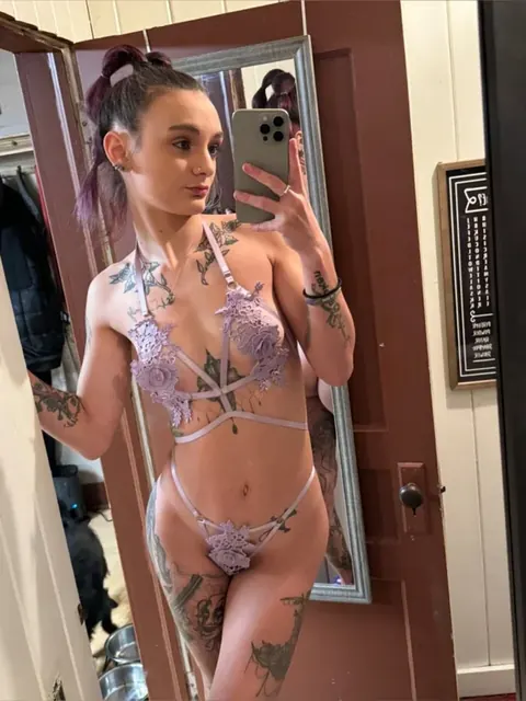 Bugsy OnlyFans creator with daily content