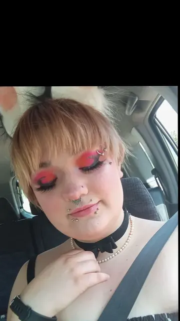 Bunny Bonneville OnlyFans soft and playful creator