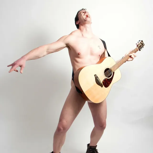 Burnymetal OnlyFans creative performer