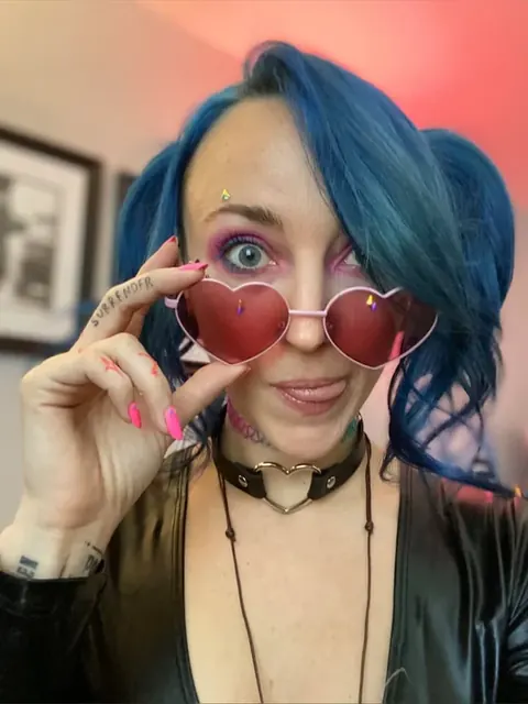 Cali Reign OnlyFans independent smut producer