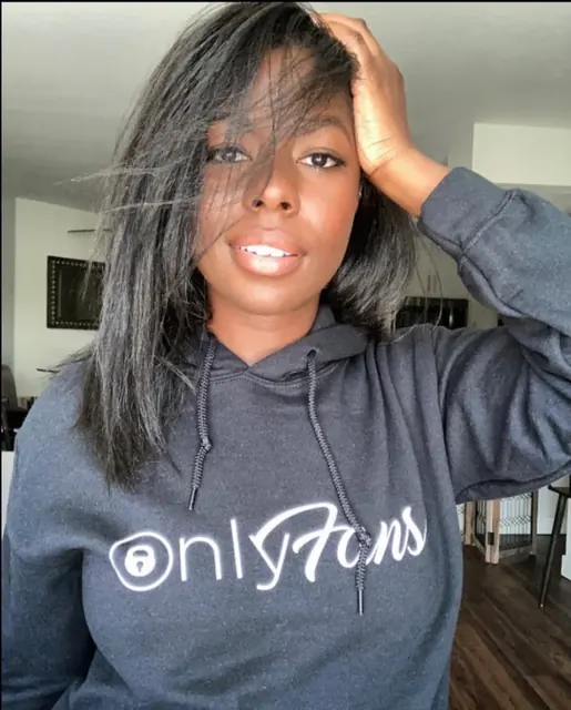 Camille W OnlyFans creator with engaging content