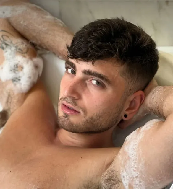 Carlos OnlyFans exclusive content creator