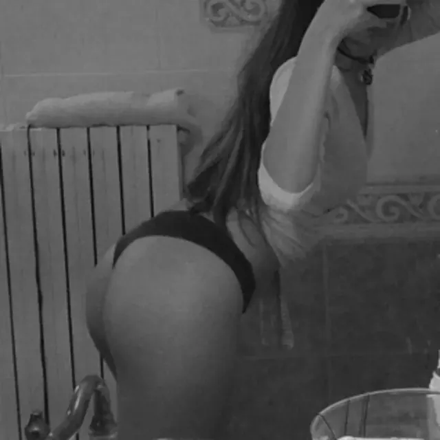 carmen.kitty OnlyFans creator with exclusive content