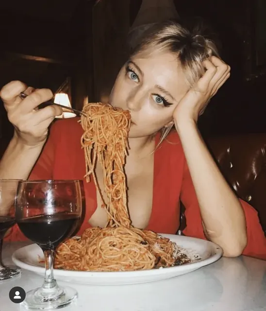 Caroline Vreeland OnlyFans creator showcasing pleasure