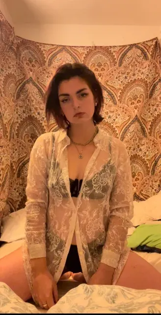 holly OnlyFans creator with engaging content