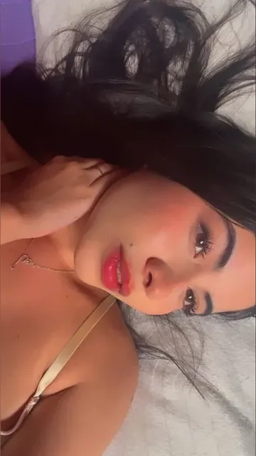 Celeste vanegas OnlyFans Brunette