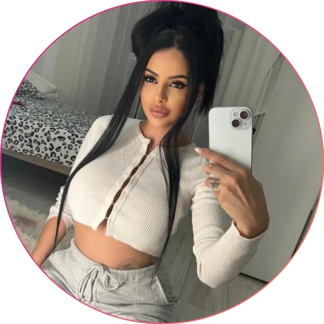 celinefree OnlyFans creator with playful energy