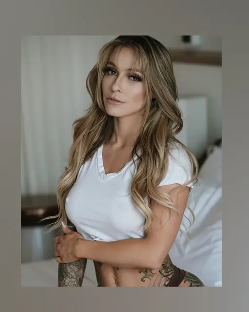 Chelsea Rose OnlyFans hot tattooed girl next door