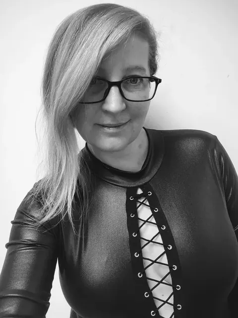 Chelseasentra OnlyFans verified adult content creator