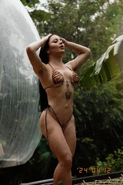 Cherryhikaru OnlyFans Curvy