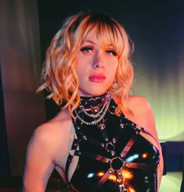 Cherry Mavrik OnlyFans Creator with engaging content