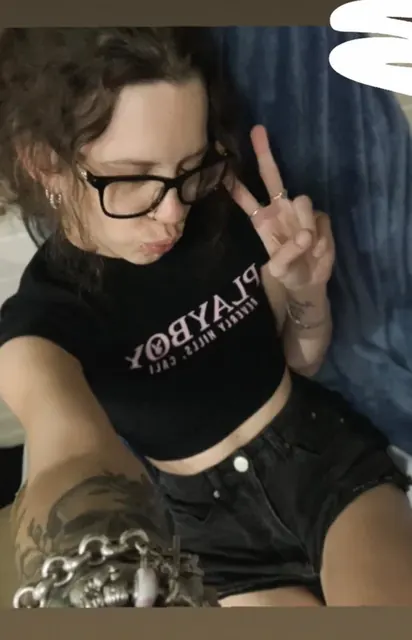 Chickiwithglasses OnlyFans creator with tattoos