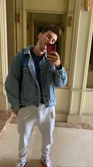 Chico25madrid OnlyFans creator with hot content