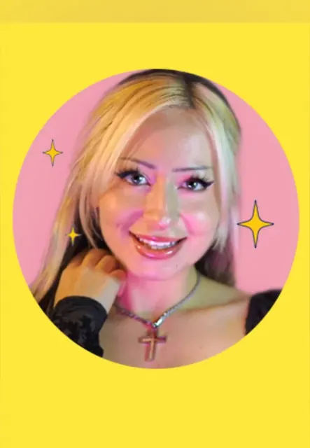 Chi on OnlyFans showing exclusive content