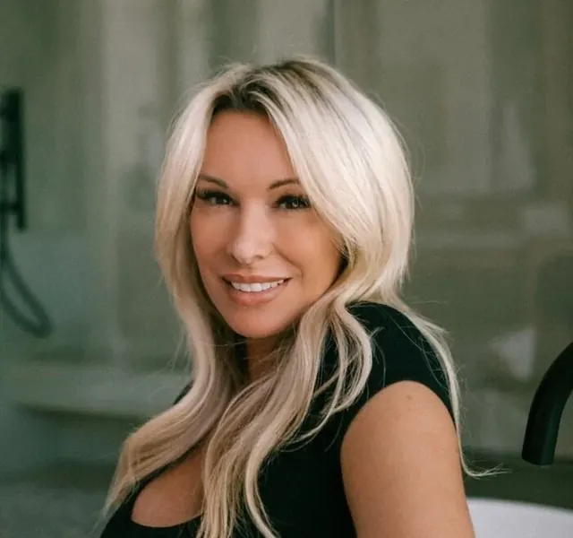 Christina Reeder OnlyFans creator with interactive content