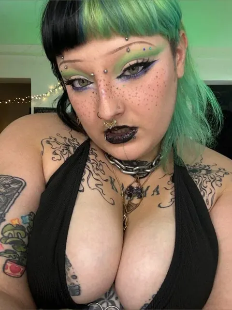 Chubbywendy OnlyFans petite goth chubby