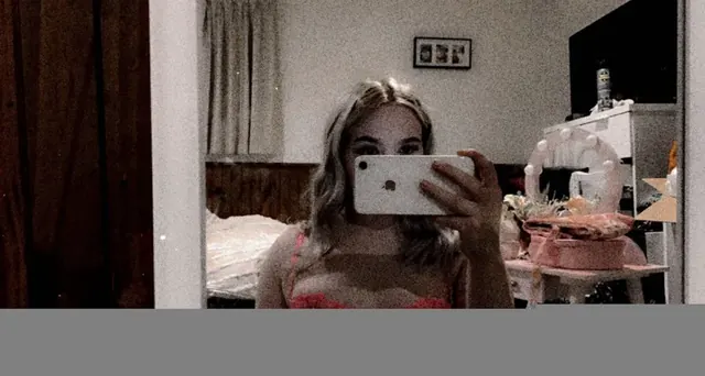 Cleo OnlyFans exclusive creator