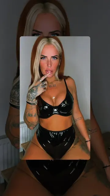 Cmdxn OnlyFans profile with ginger hair