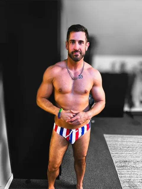 Coachjeevesxxx OnlyFans personal trainer
