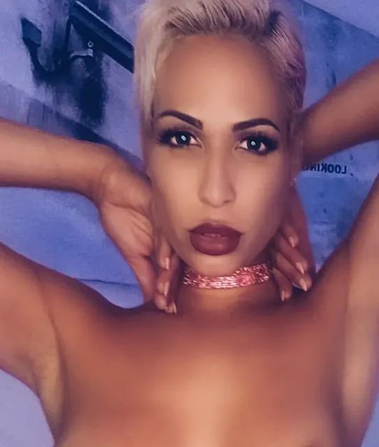 CoCo Velvet OnlyFans creator with custom content