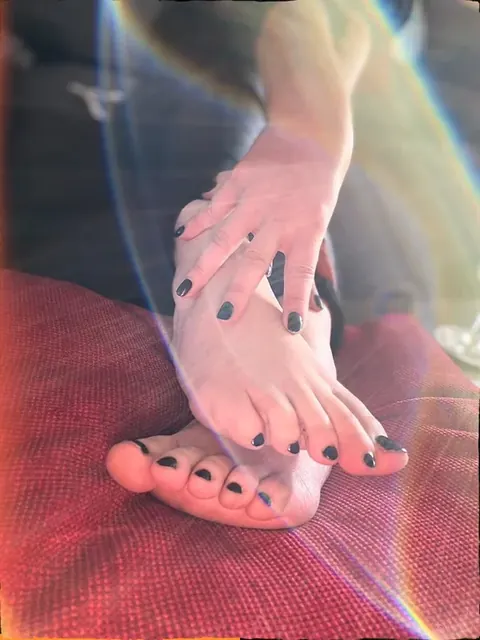 ColdHeartXWarmFeet OnlyFans feet photography