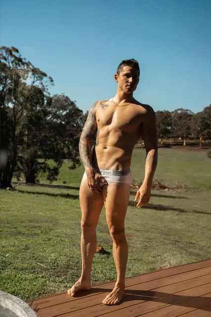 Connor Wright OnlyFans male model with engaging content