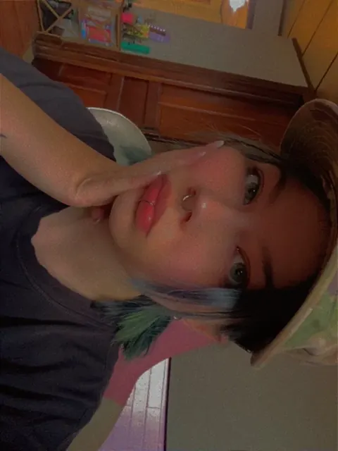 Undead OnlyFans emo cutie with cute nudes