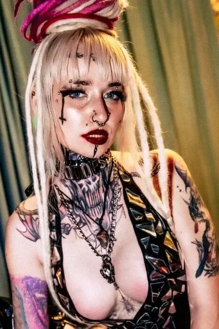 Cosmicdragoness OnlyFans Dominatrix