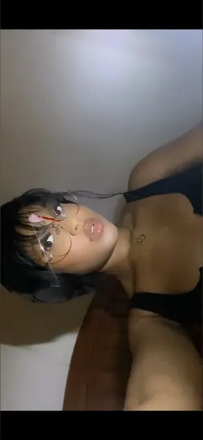 Sunnii on OnlyFans nerdy content creator