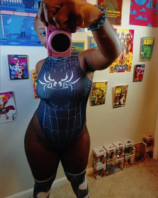 Creamyjudyy OnlyFans queer neuroscientist