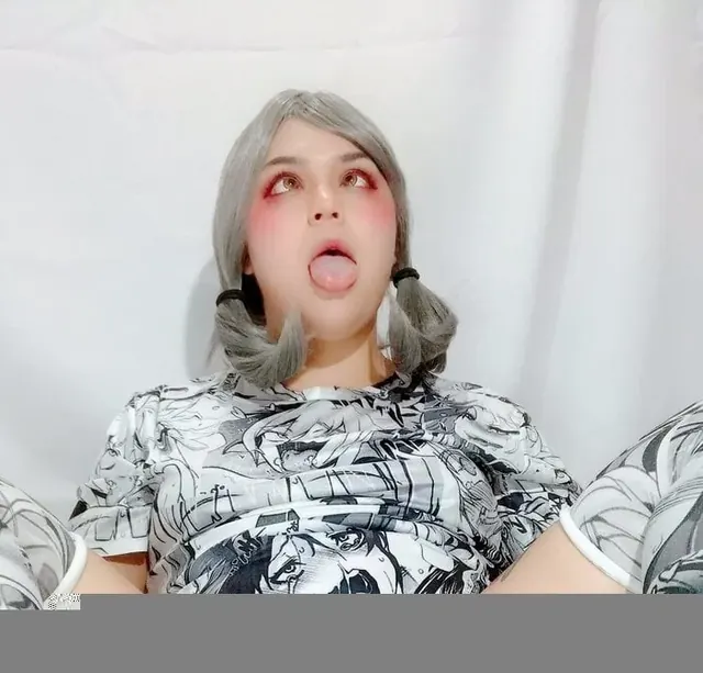 Crisschubbylewd OnlyFans grey hair cosplay