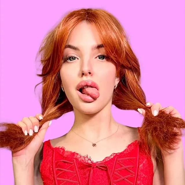 CrystalWi OnlyFans creator with playful personality
