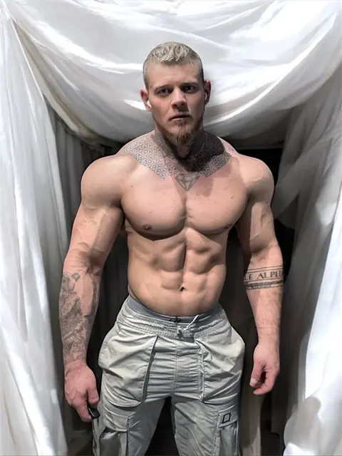 Curtackles OnlyFans creator with a captivating presence.