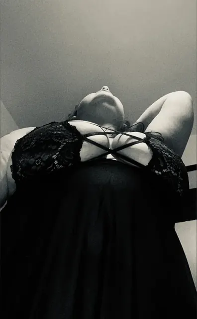 Curvy_Lyndsey OnlyFans cam girl