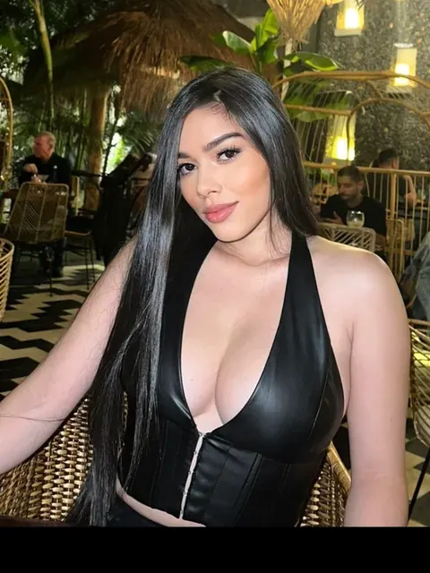 Daniela Dulce OnlyFans Latina girl