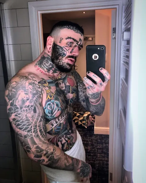Dariusz profile on OnlyFans showcasing exclusive content